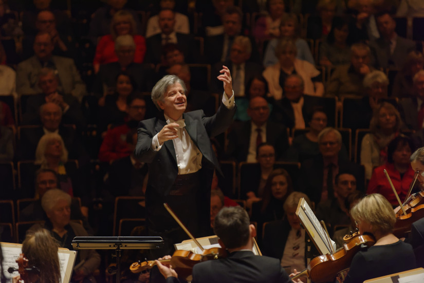 Harald Strauss-Orlovsky dirigiert die Sinfonietta Bamberg